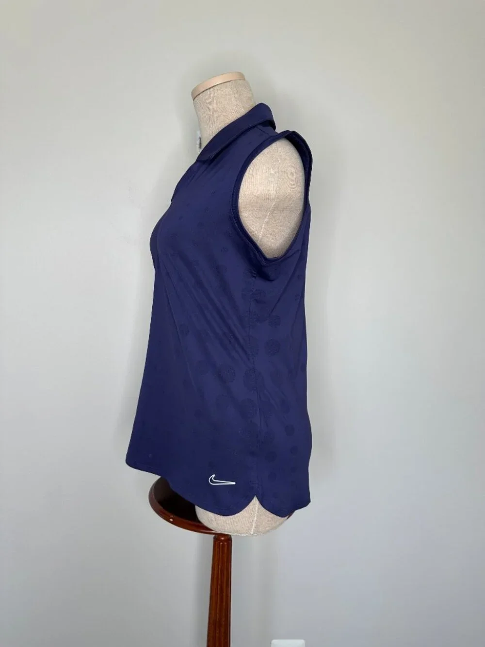 Nike Golf Women's Tour Performance Purple Sleeveless Collared Polo Medium NWT